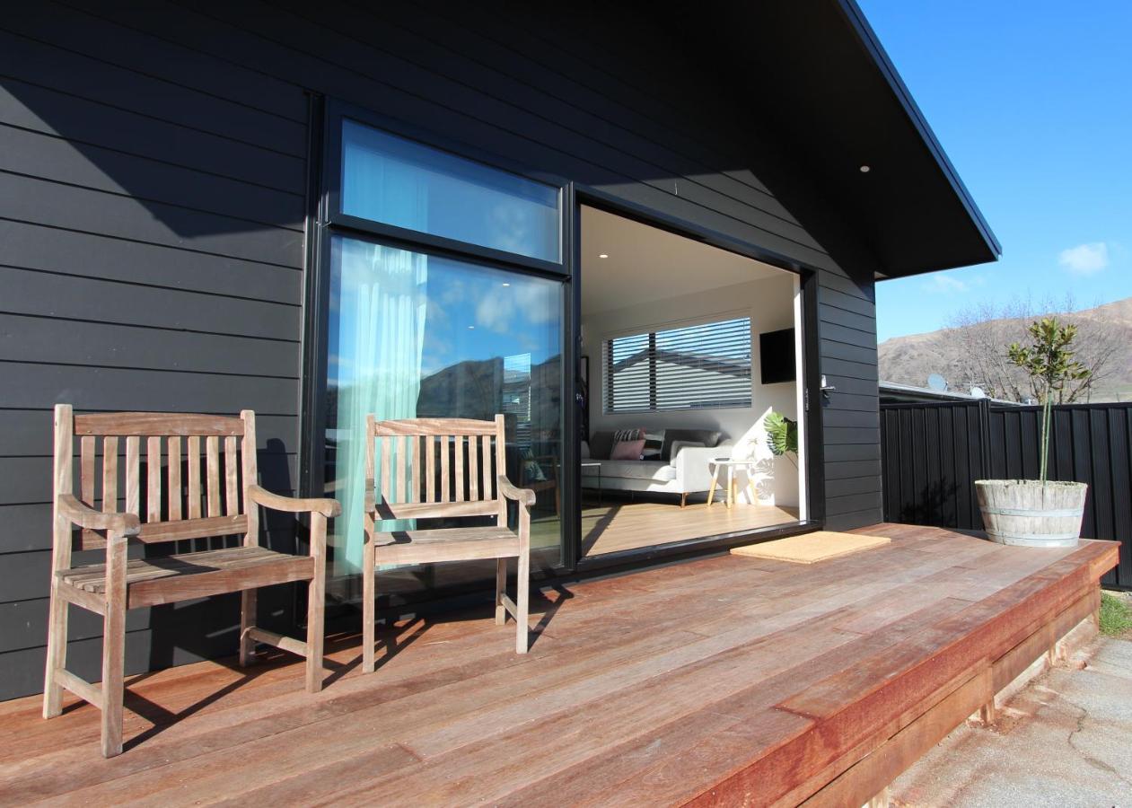 3 - Sunny Brand New House Villa Wanaka Luaran gambar