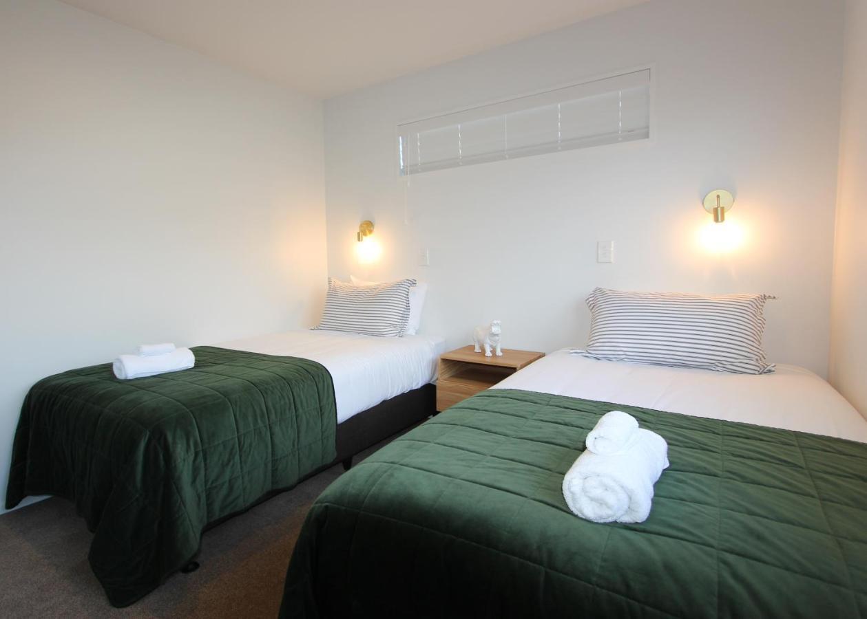 3 - Sunny Brand New House Villa Wanaka Luaran gambar